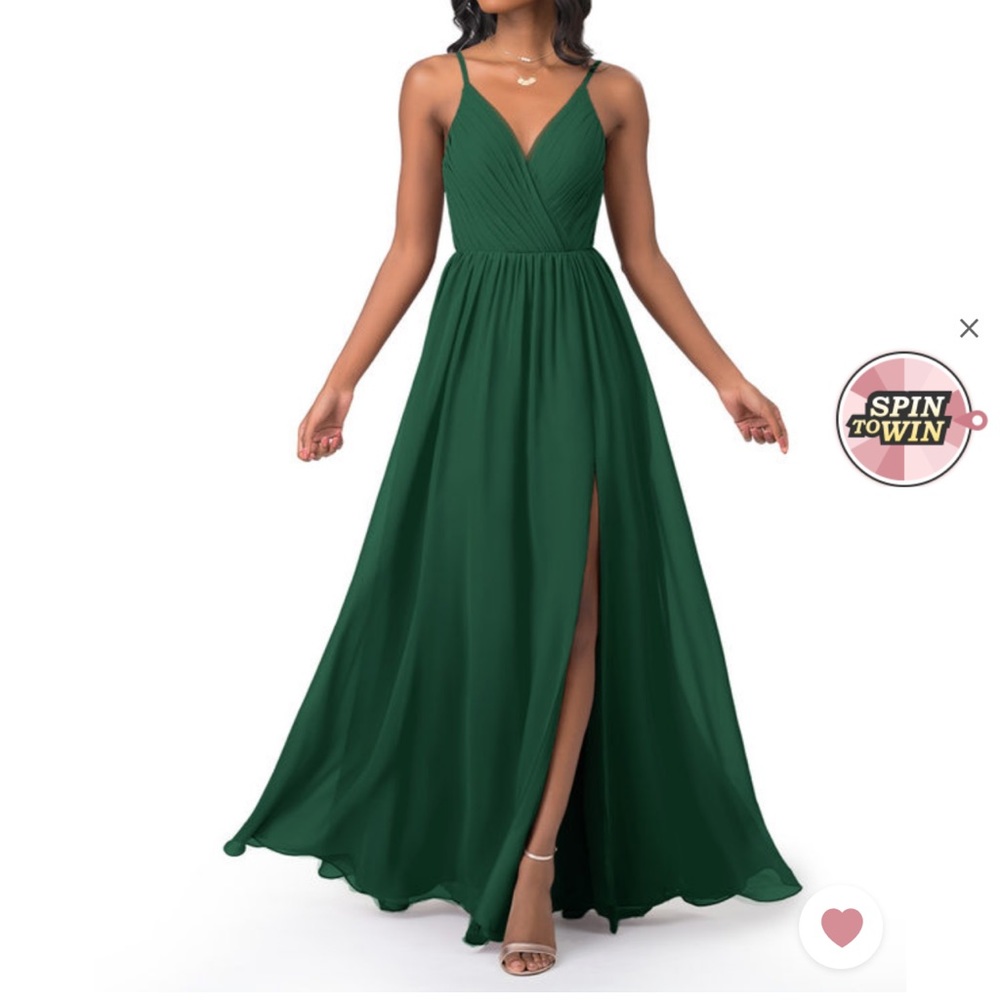Dark green color Azazie Gracie dress✨